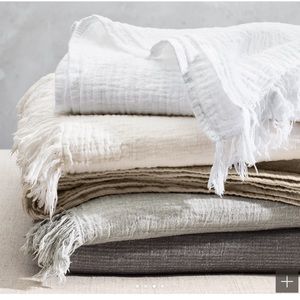 RH Crinkled Linen-Cotton Throw